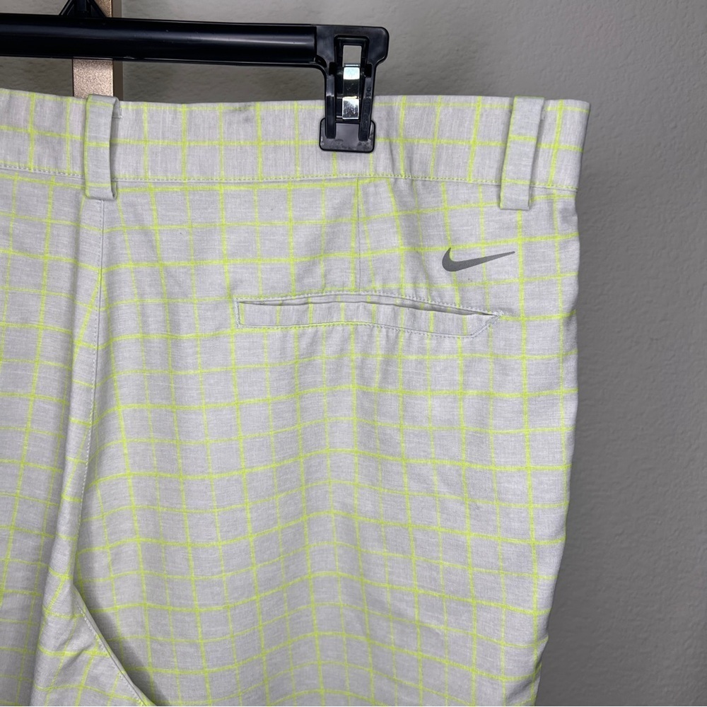Nike Golf Tour Performance Dri-fit Plaid Shorts sz 38 - Picture 3 of 7